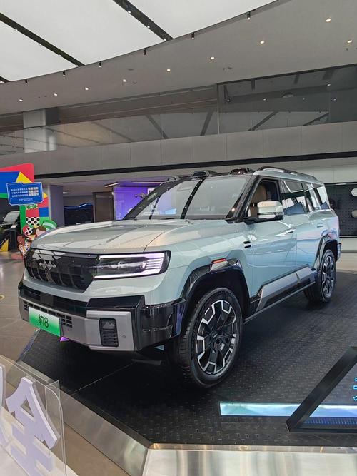 广州122比亚迪方程豹硬派越野的爆款，英菲尼迪35周年与你共成长